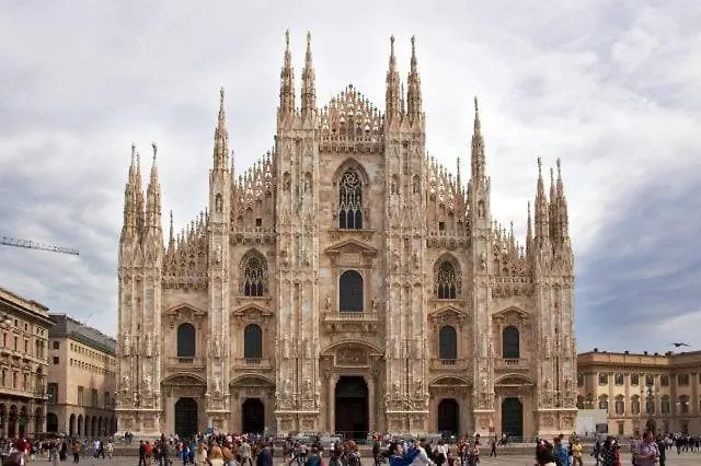 Duomo 10 Min - Lovely Apartment In The Center Milan Italy